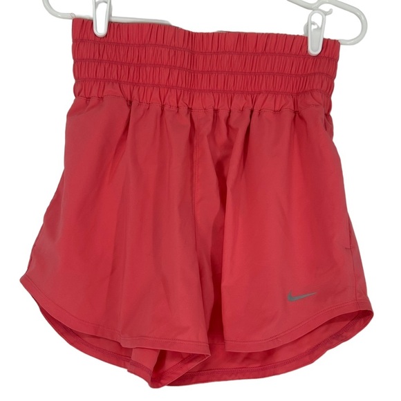 Nike Pants - NIKE ONE DRI-FIT ULTRA HIGH-WAISTED 3-INCH BRIEF-LINED WOMENS SIZE M SHORTS